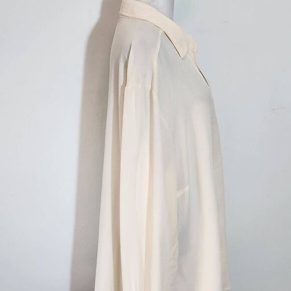 Ashley Stewart Cream Button Down Blouse with Back Zipper NWT Size 22/24 - Picture 6 of 13